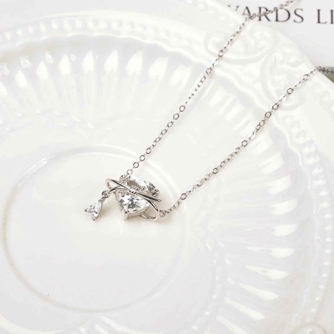 【元旦·心意】天然白水晶吊坠活泼清新可爱百搭送礼女s925多样发一