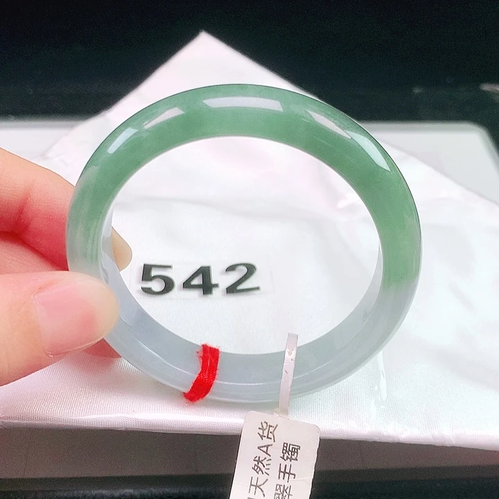 翡翠未镶嵌手镯542