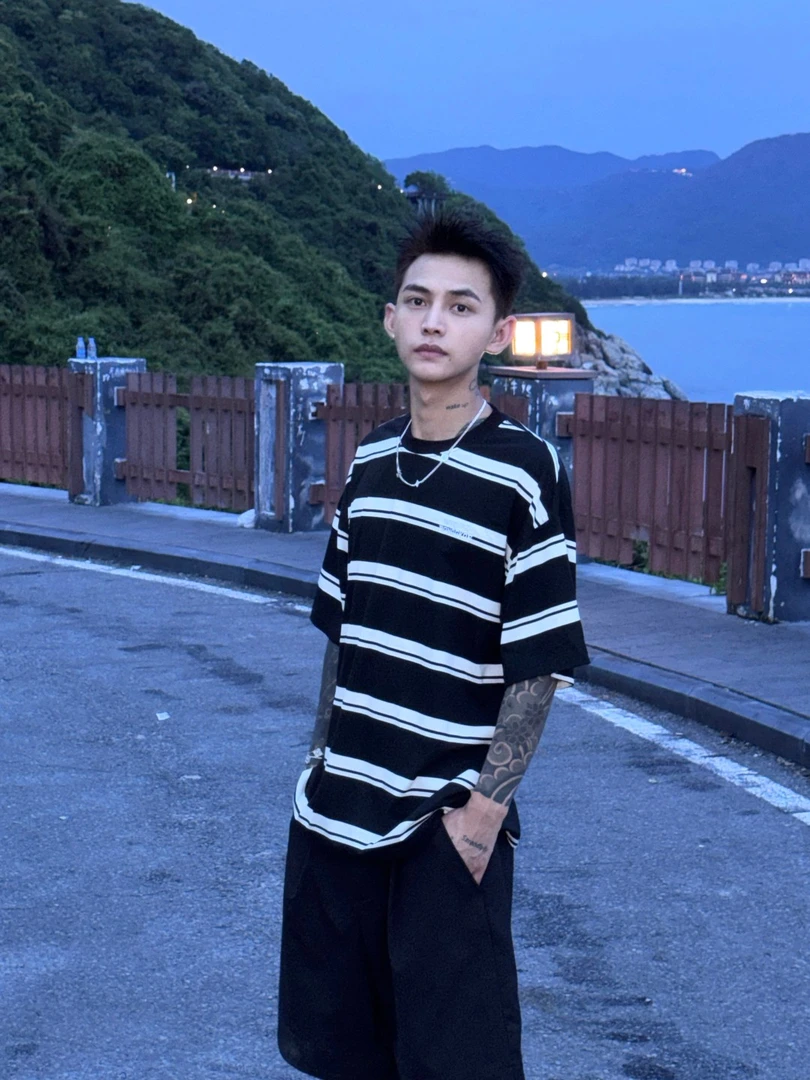 夏季美式条纹短袖t恤男女同款宽松复古半袖情侣T恤衫中性港风上衣
