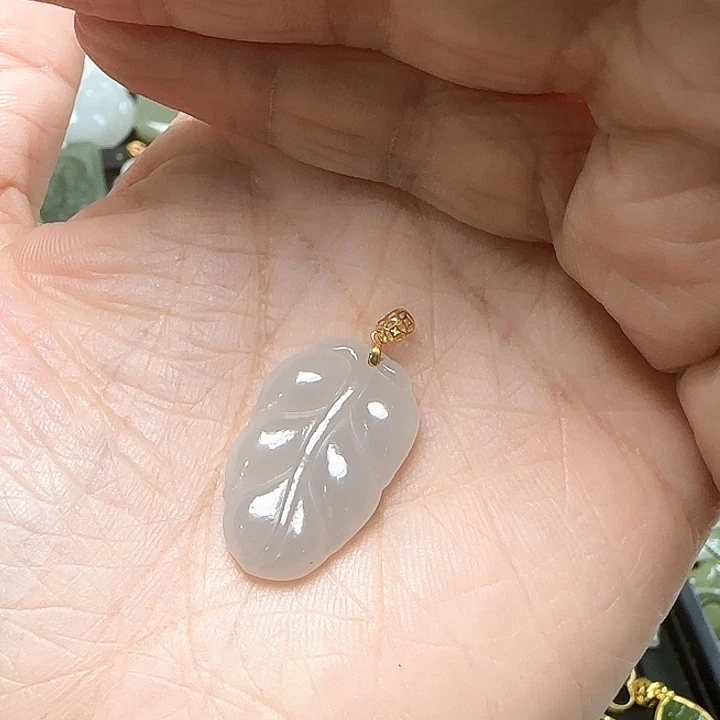 和田玉18K金镶嵌吊坠(不含链)