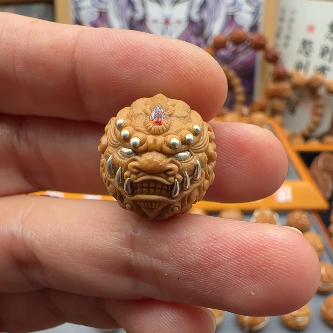 吊坠猴头核桃唐狮