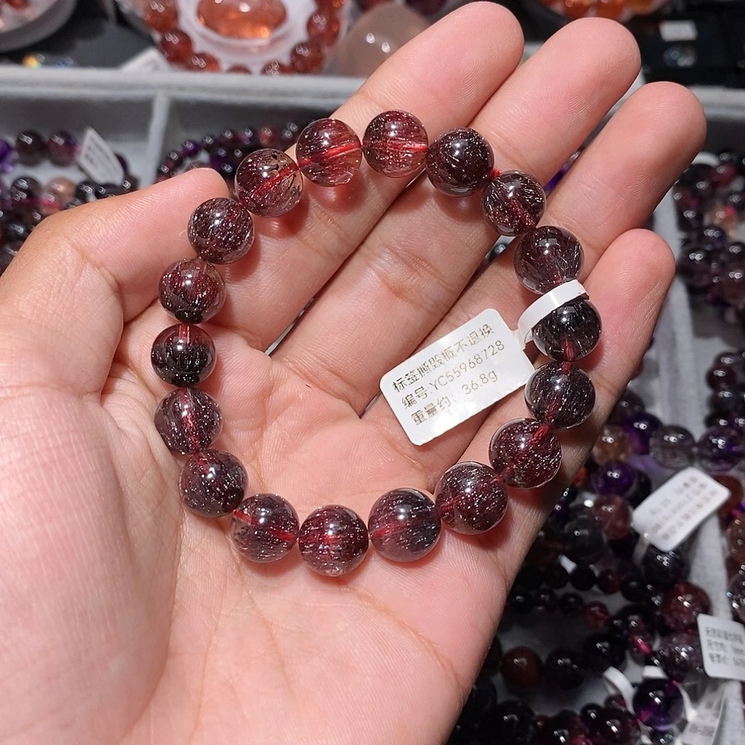 爱***哥未镶嵌手串水晶黑红超z