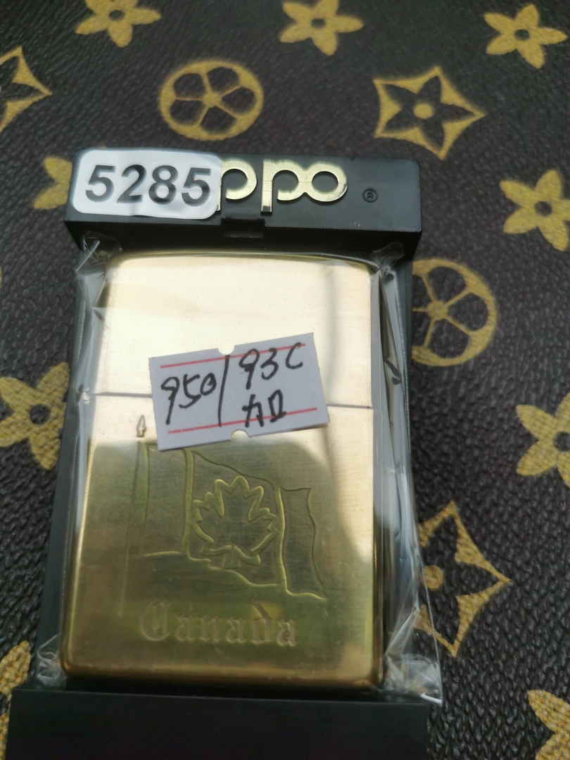 Zippo打火机回血93C加拿大枫叶-5285