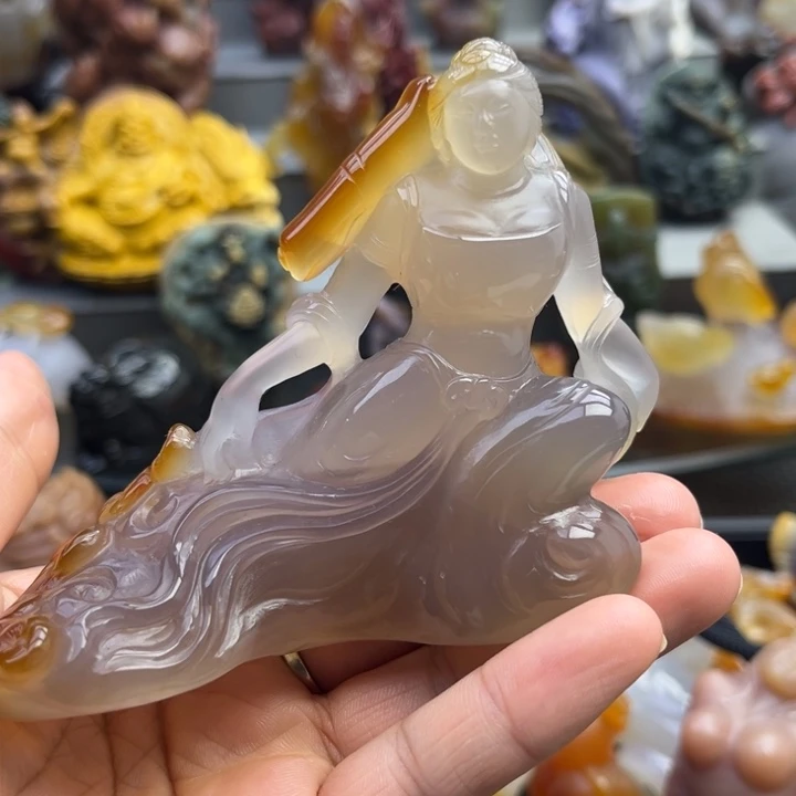 流***兔玛瑙/玉髓擺件未镶嵌