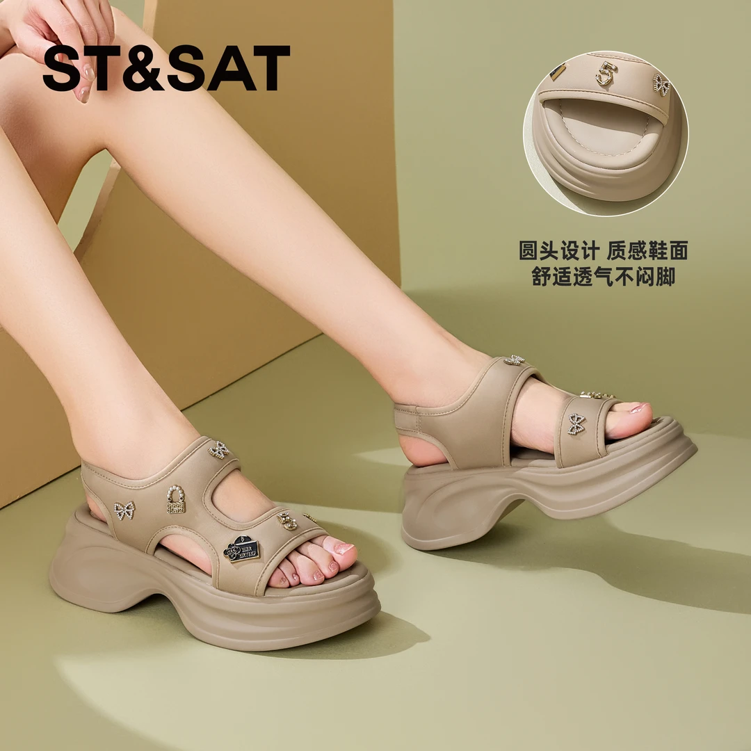 星期六女鞋夏季新款舒适极简百搭休闲风时装凉鞋纯色露趾清爽精致