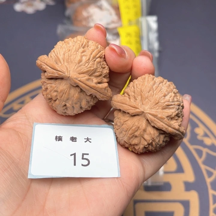 文玩核桃把件42白狮子 15