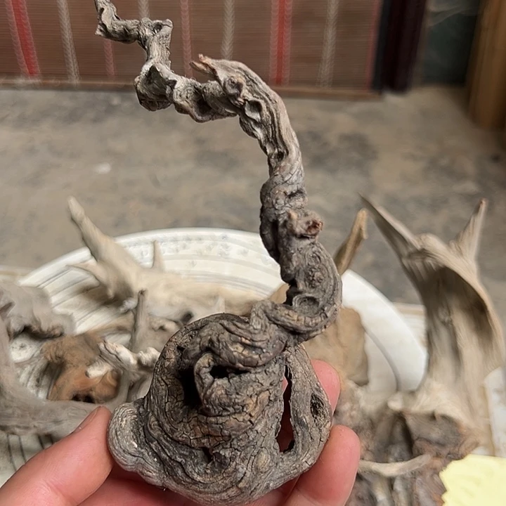 柏木（崖柏）青**慧太行播直播工艺