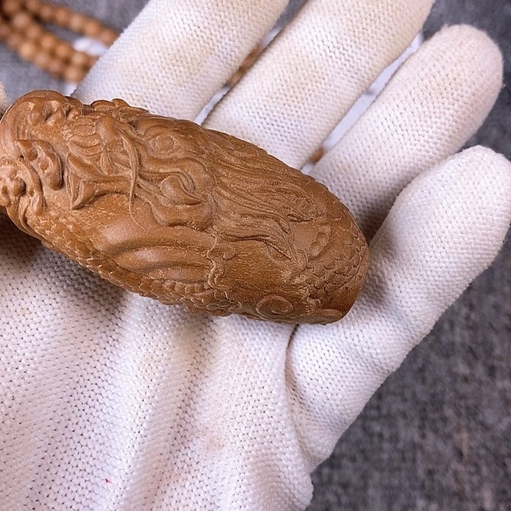 昕***妈檀香木手串/手链老山檀香雕刻盘龙大天珠