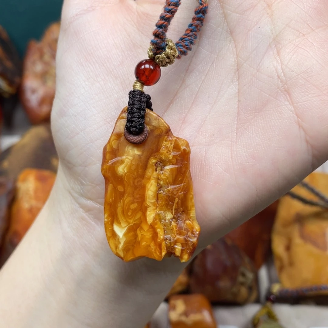 琥珀珠宝奇石未镶嵌