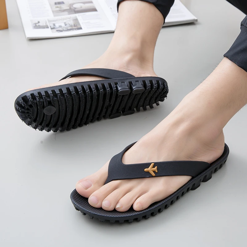 夏季越南厚底橡胶拖鞋耐磨纯色防滑休闲人字拖时尚百搭夹脚拖鞋