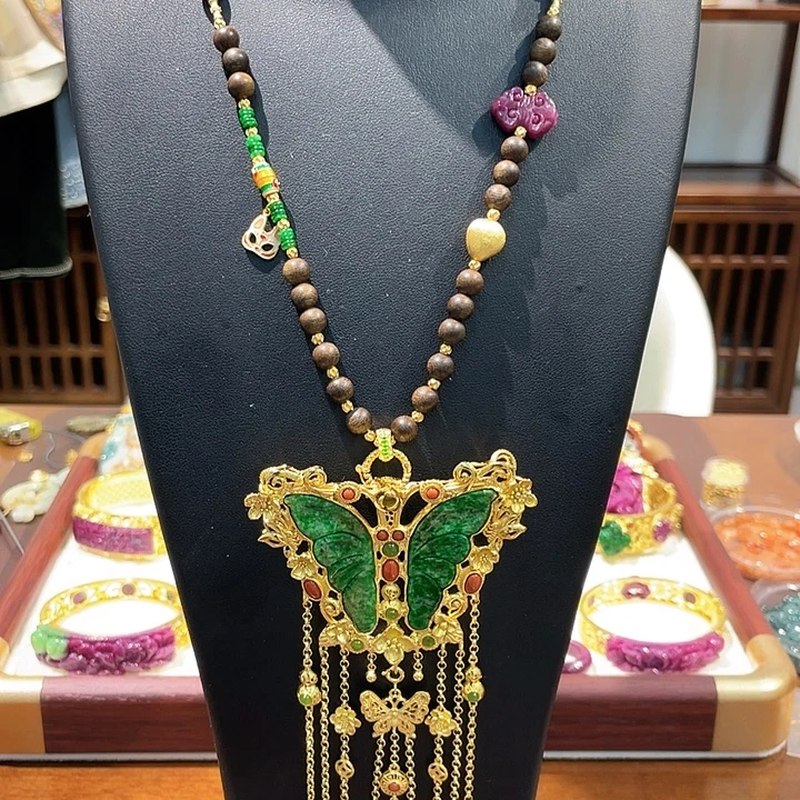 锦纶非金属蝴蝶吊坠项链