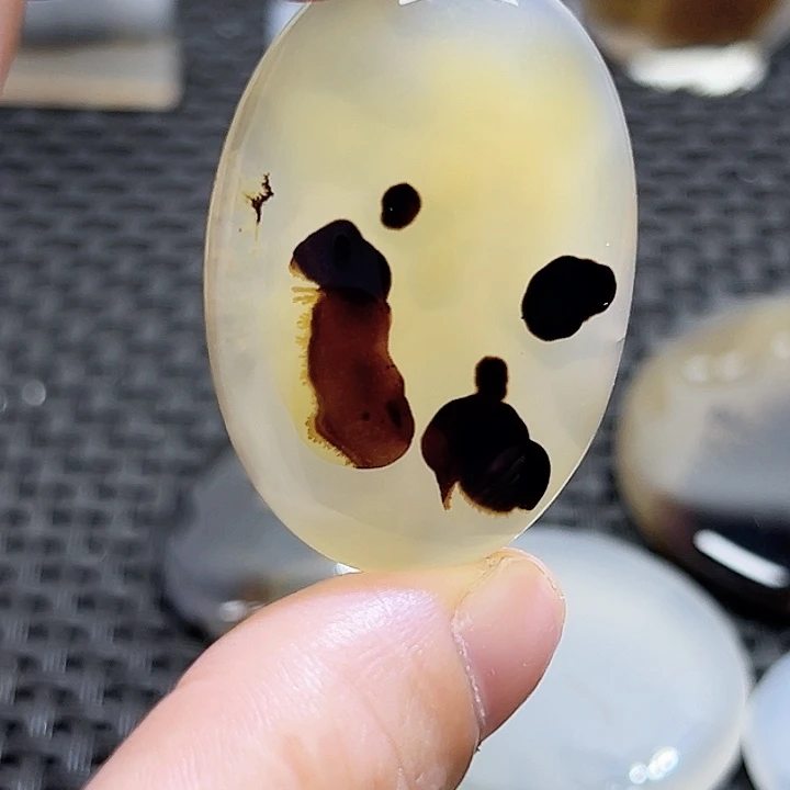 玛瑙/玉髓未镶嵌珠宝半成品