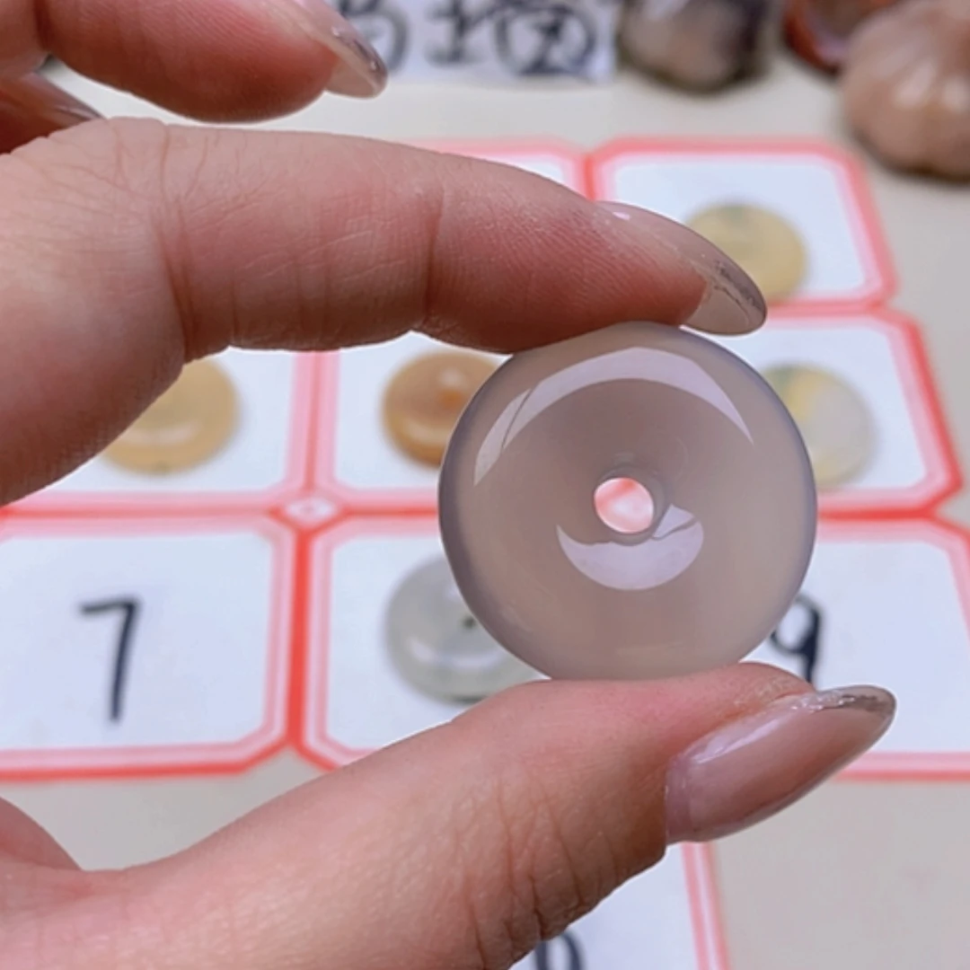 【闪购商品】未镶嵌玛瑙/玉髓珠宝半成品五****卫