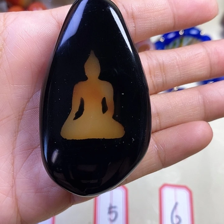 玛瑙/玉髓未镶嵌珠宝半成品
