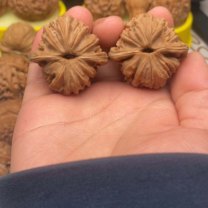 吊坠文玩核桃四座楼福利对，不退不换，看好下单