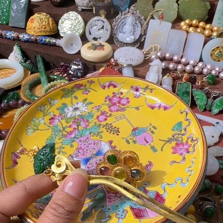 董*语精美好好看好好好好看