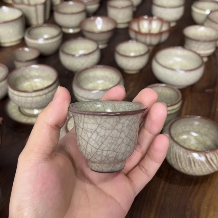 蒋加宝 传世哥窑 铃铛杯