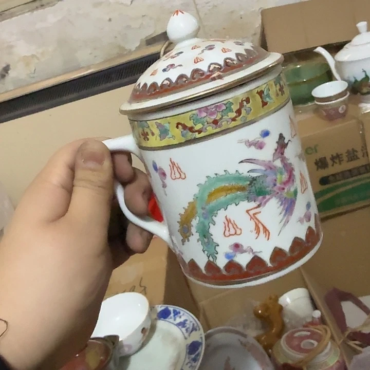 茶盏陶瓷盘子啥都有