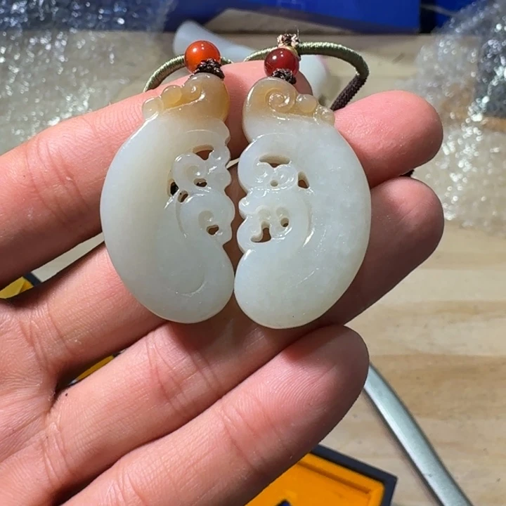 和田玉（糖玉）未镶嵌挂件
