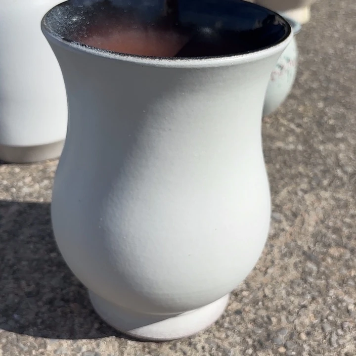 紫砂花盆白葫芦口径20高度30