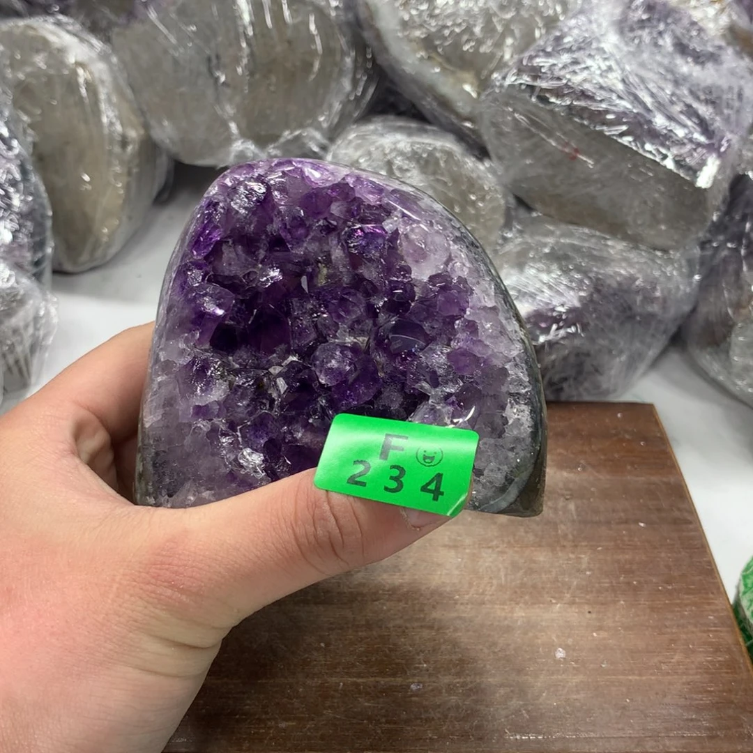 紫晶大型摆件（非配饰）未镶嵌