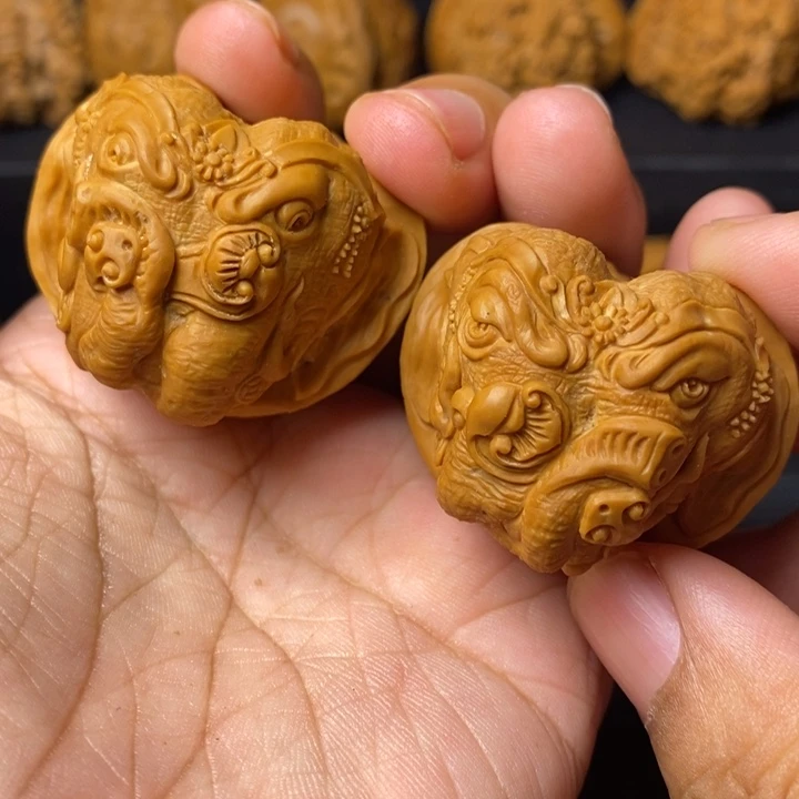 文玩核桃把件大象