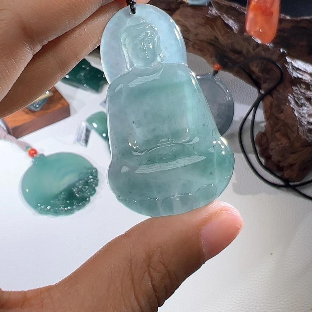 翡翠未镶嵌吊坠(不含链)大日
