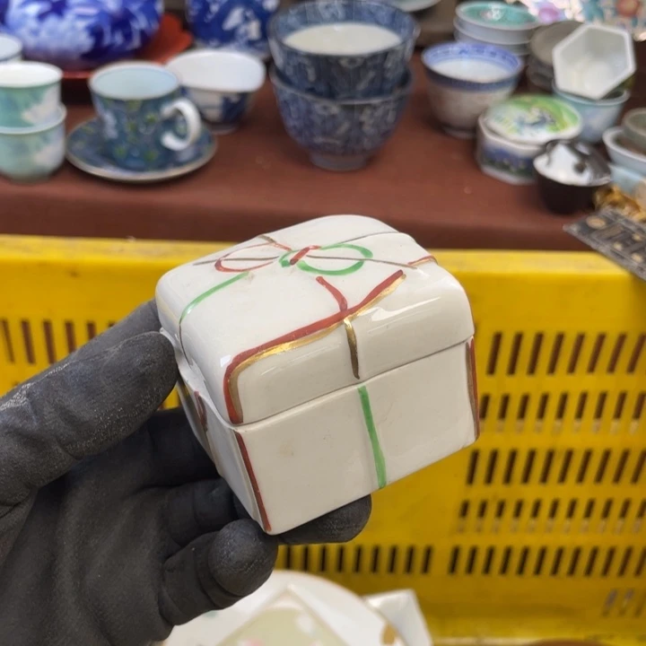 陶瓷他家瓷器真美…开播了