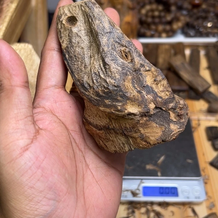 沉香碎屑沉香53克