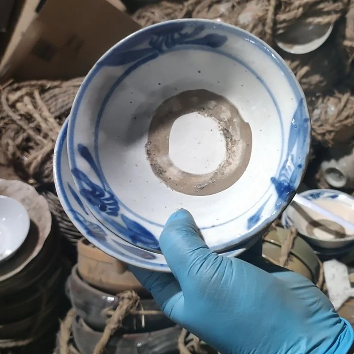 摆件陶瓷盘子碗啥都有