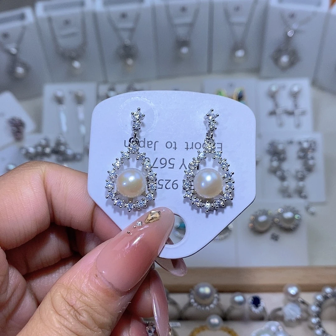 淡水珍珠耳饰未镶嵌