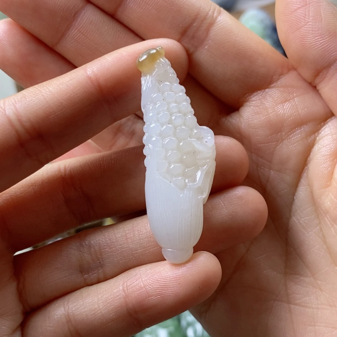 未镶嵌和田玉挂件