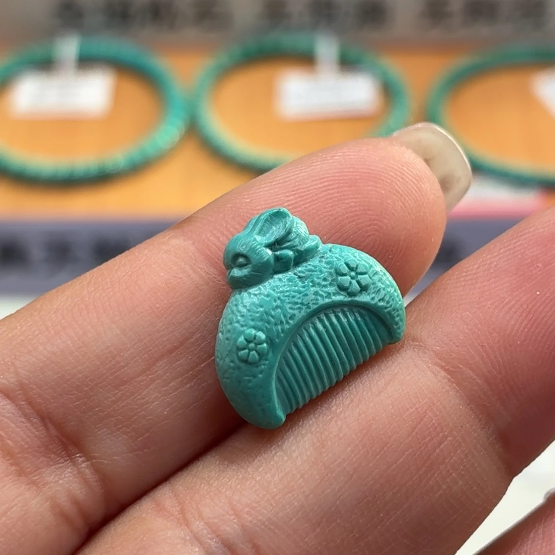 绿松石未镶嵌珠宝奇石