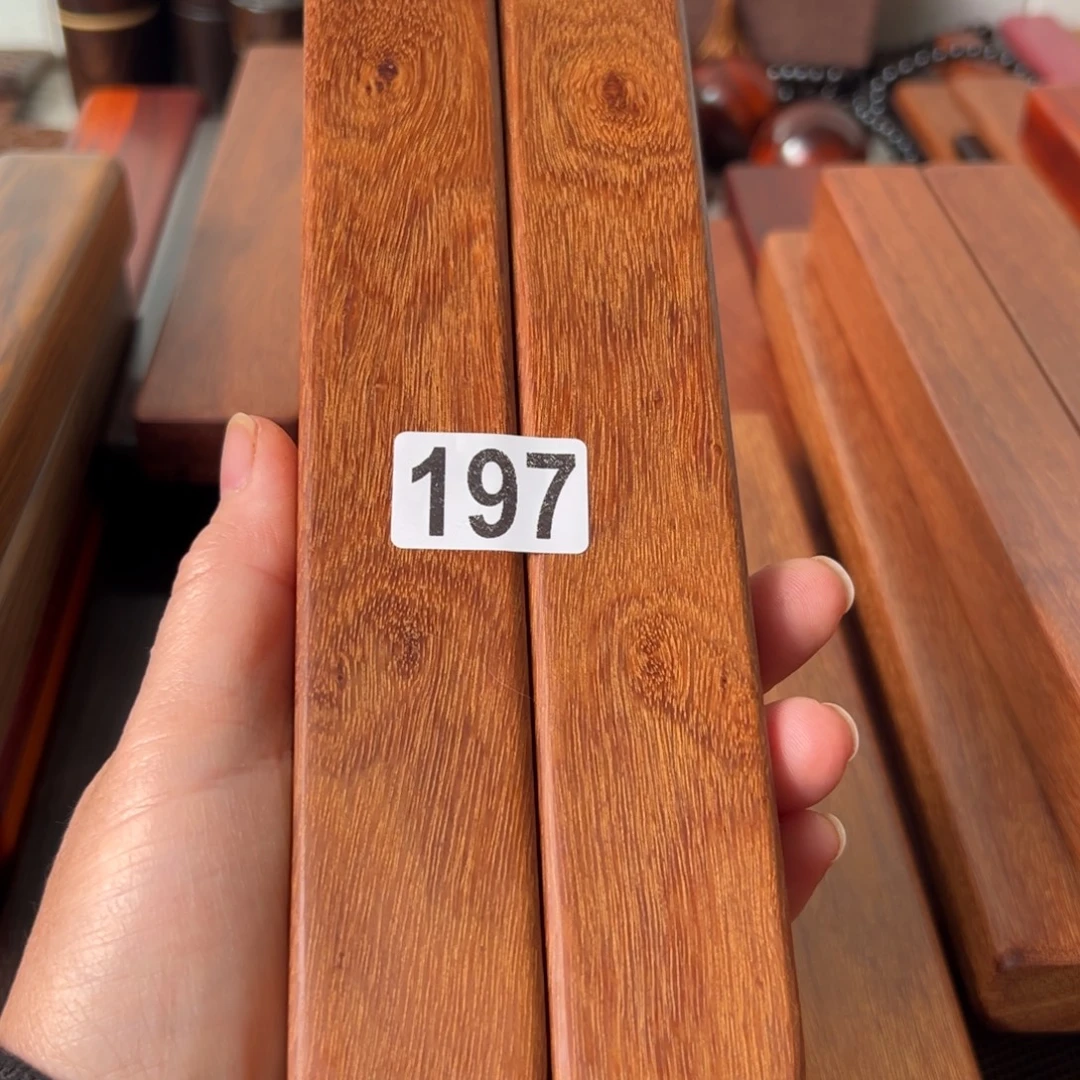 娃***哈东非黑黄檀（紫光檀）金星紫檀