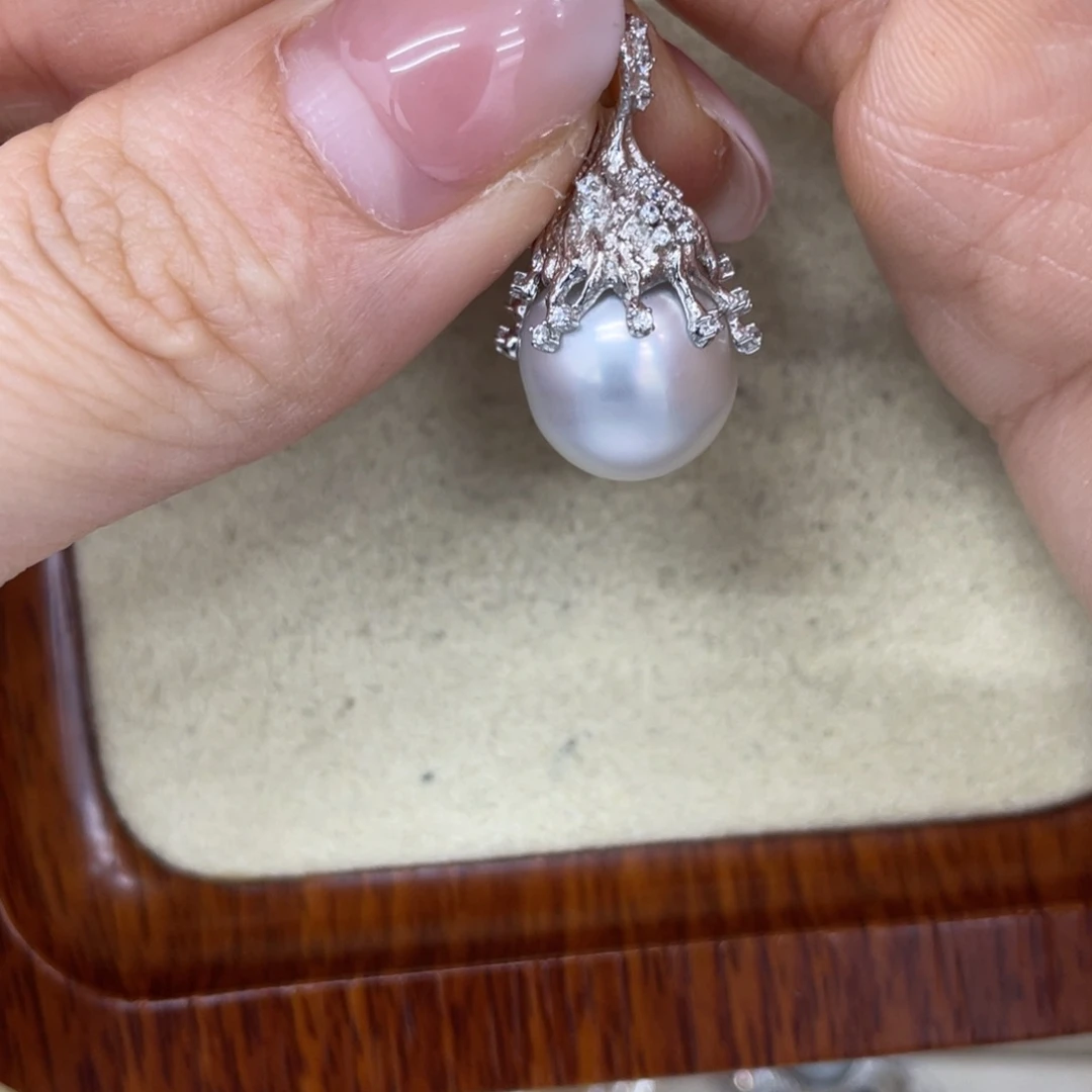 银S925镶嵌海水珍珠颈饰