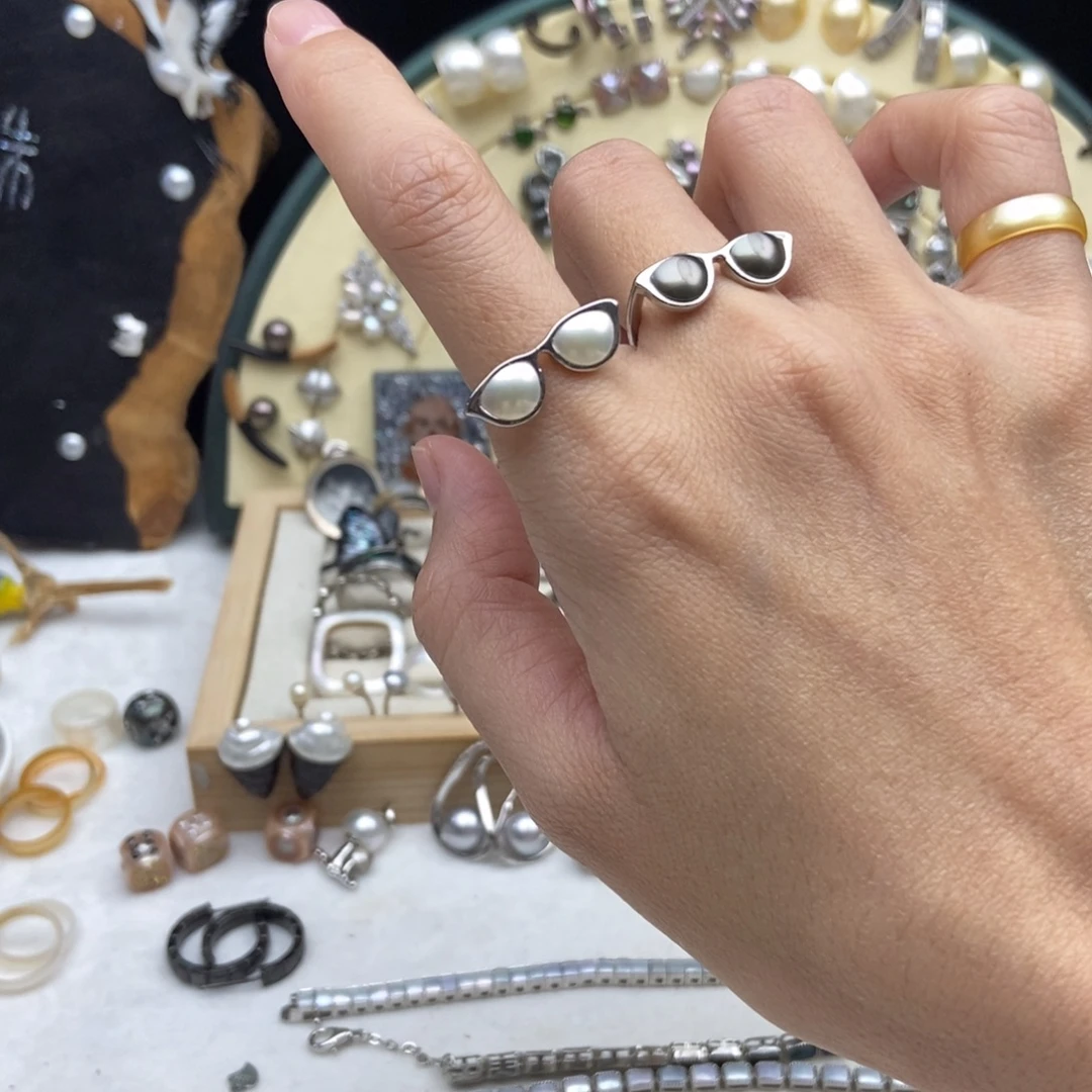 淡水珍珠钛钢画框墨镜戒指