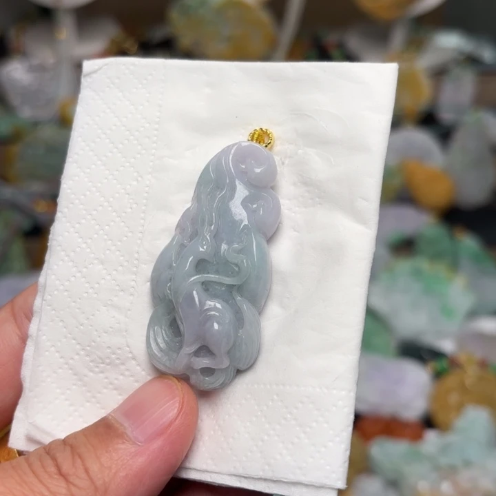 翡翠颈饰未镶嵌吊坠
