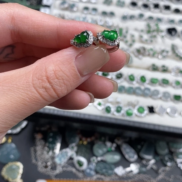 未镶嵌挂件翡翠翡翠