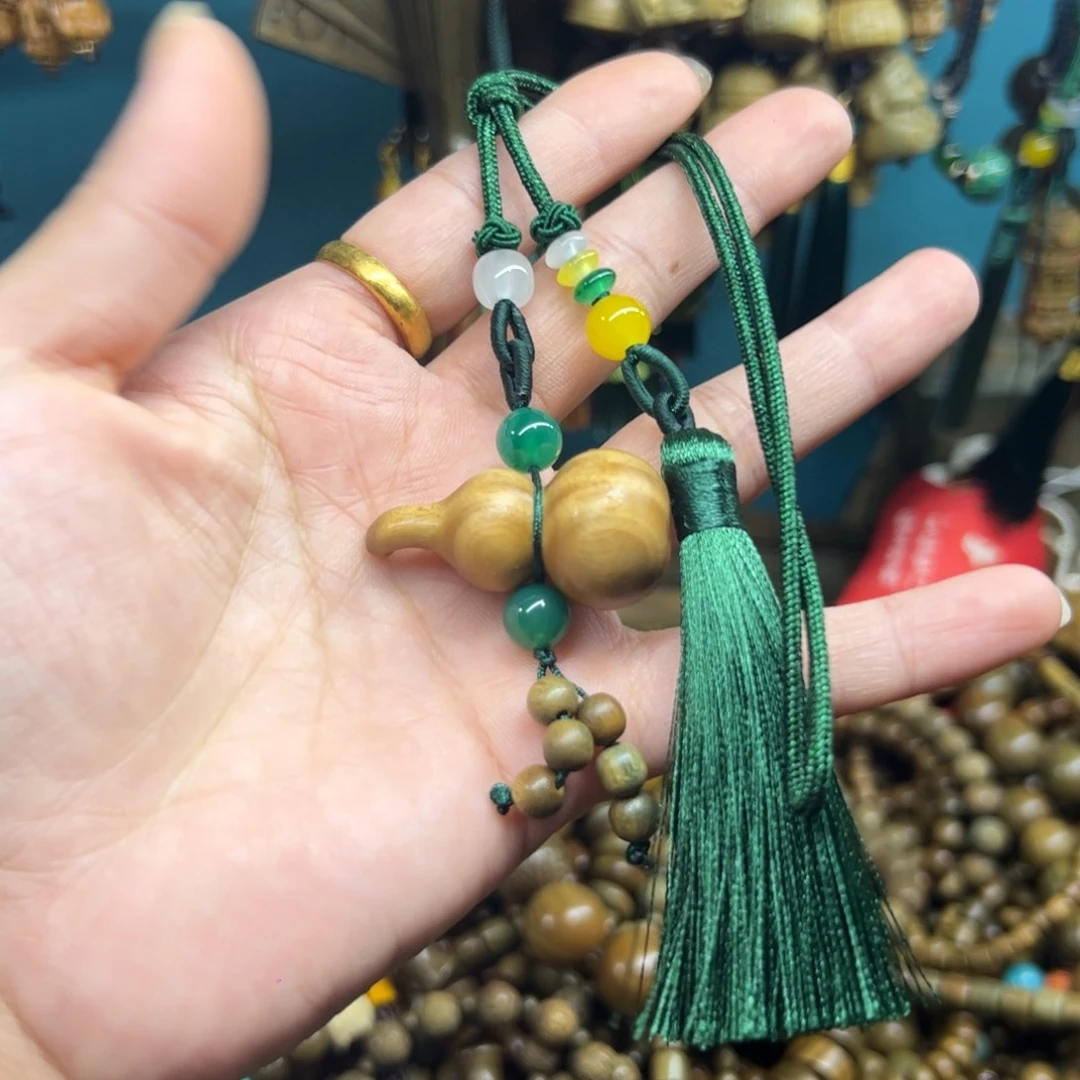 无事牌维腊木（绿檀）