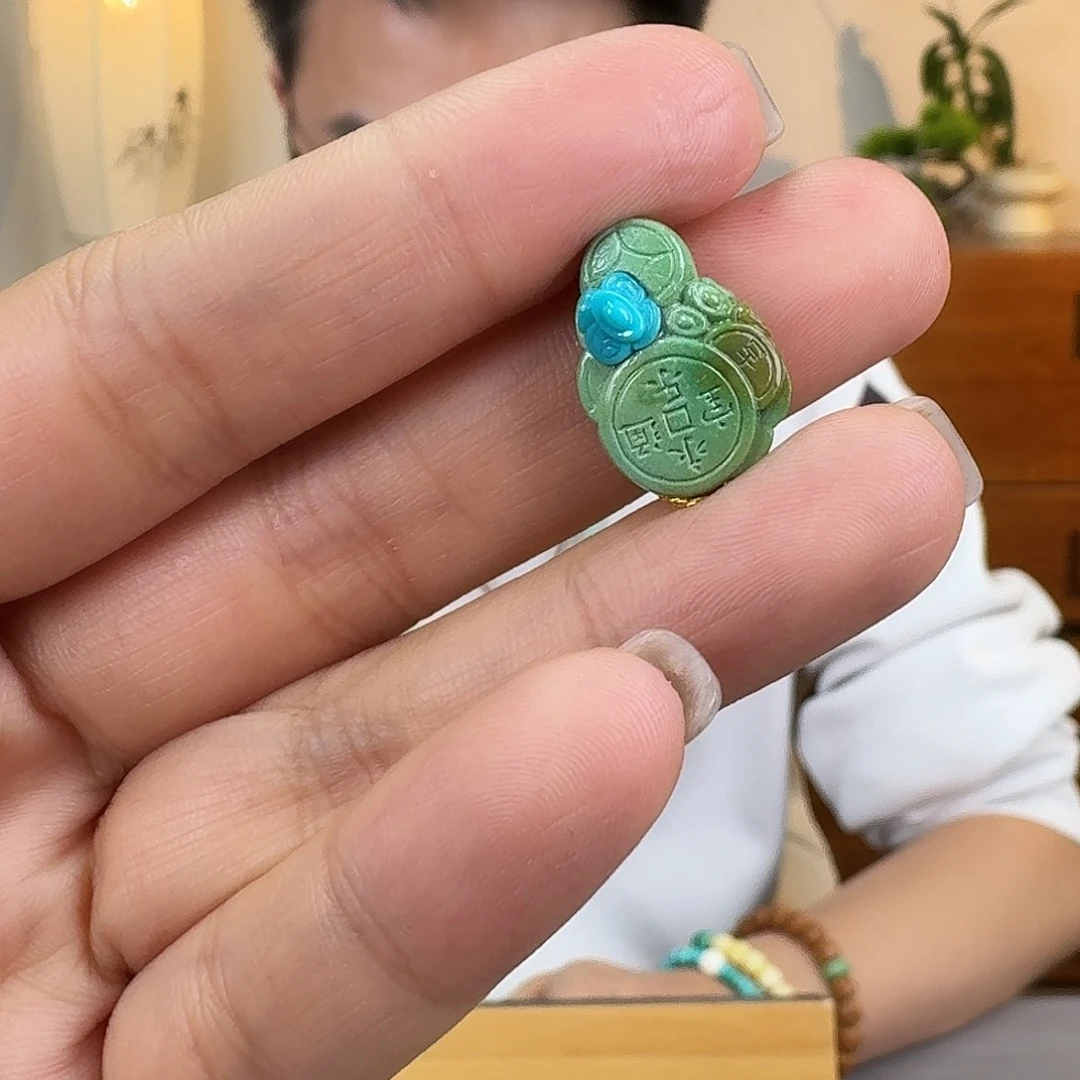绿松石未镶嵌珠宝半成品
