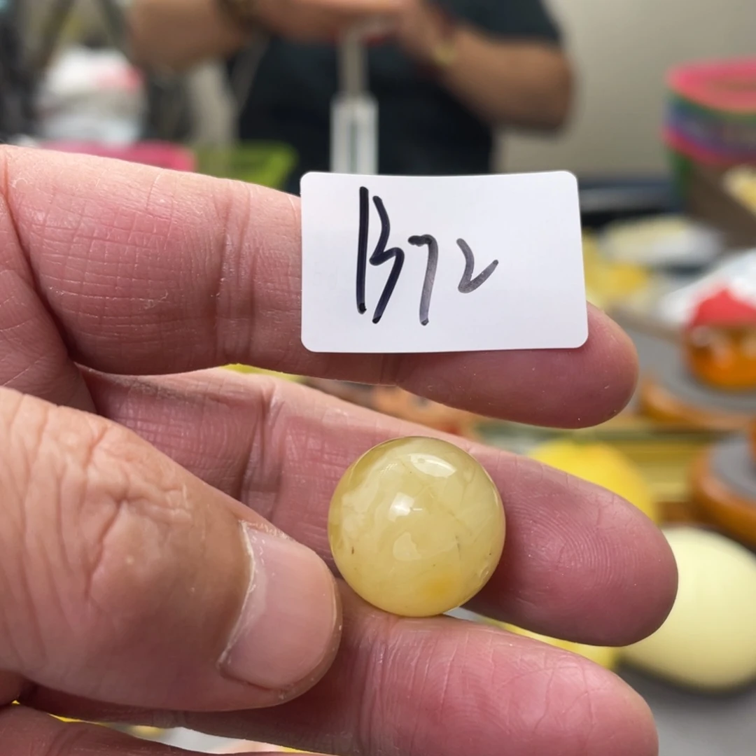 手链琥珀未镶嵌多样性发，发其中一件