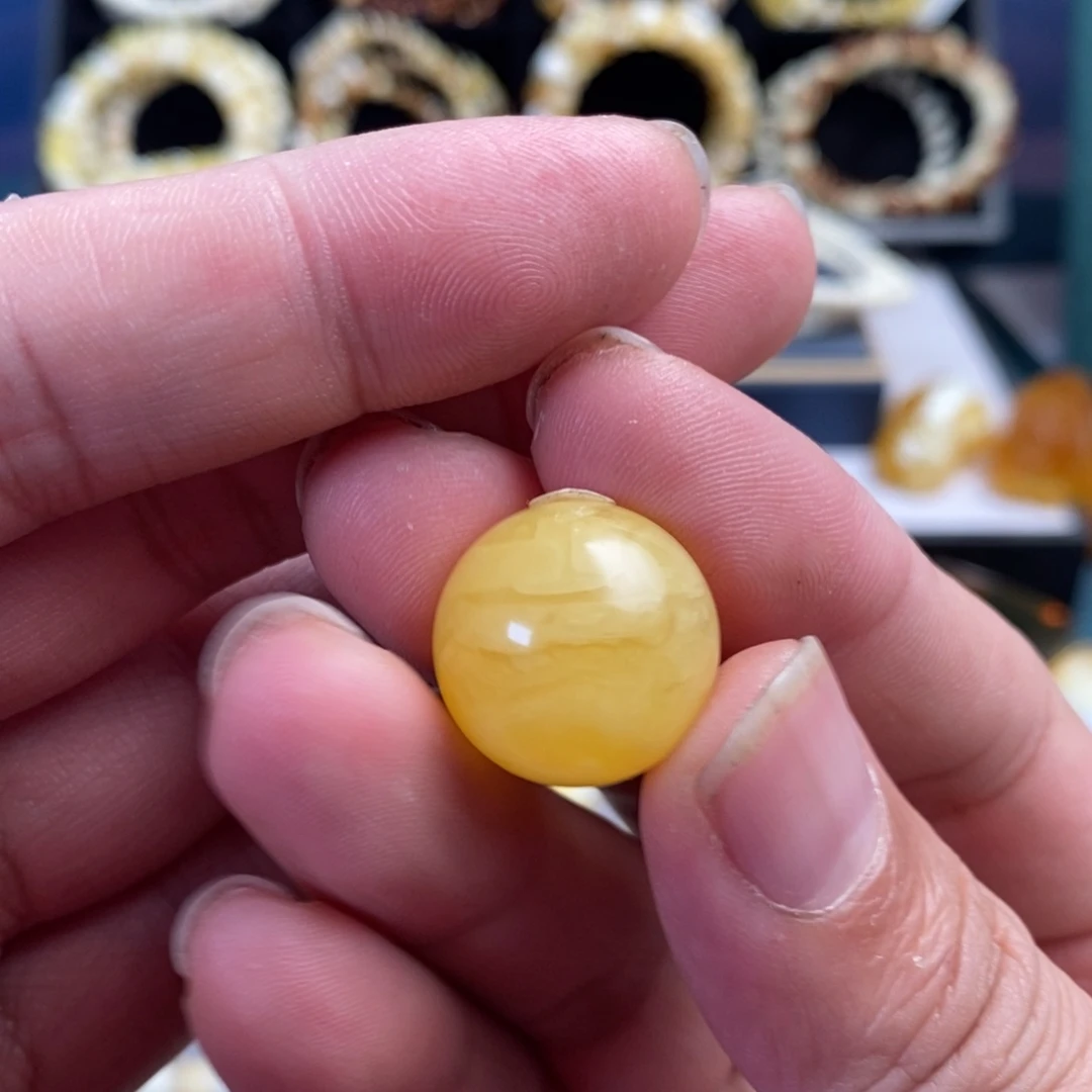 蜜蜡未镶嵌裸石19.5mm