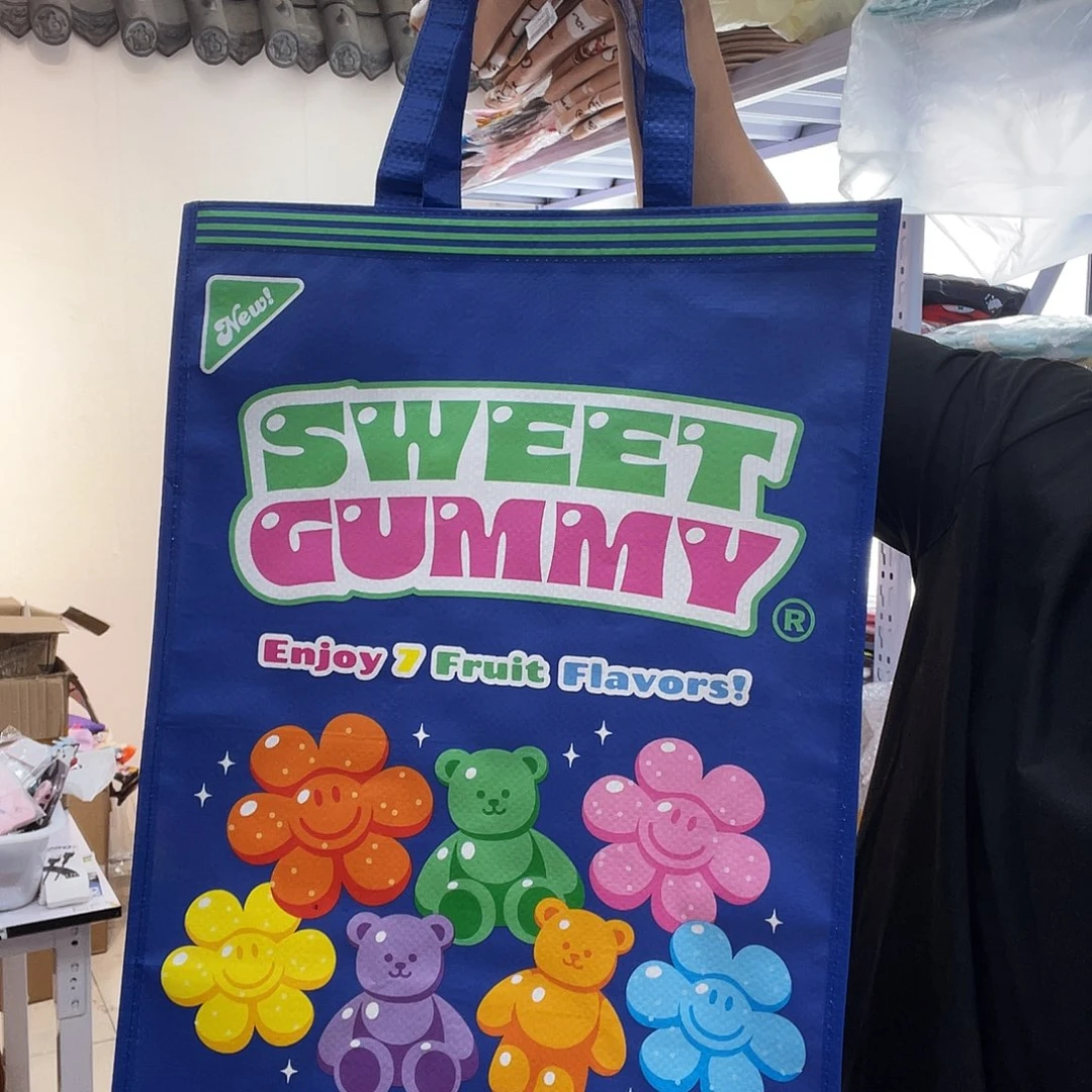 PU化妆包等各种产品的