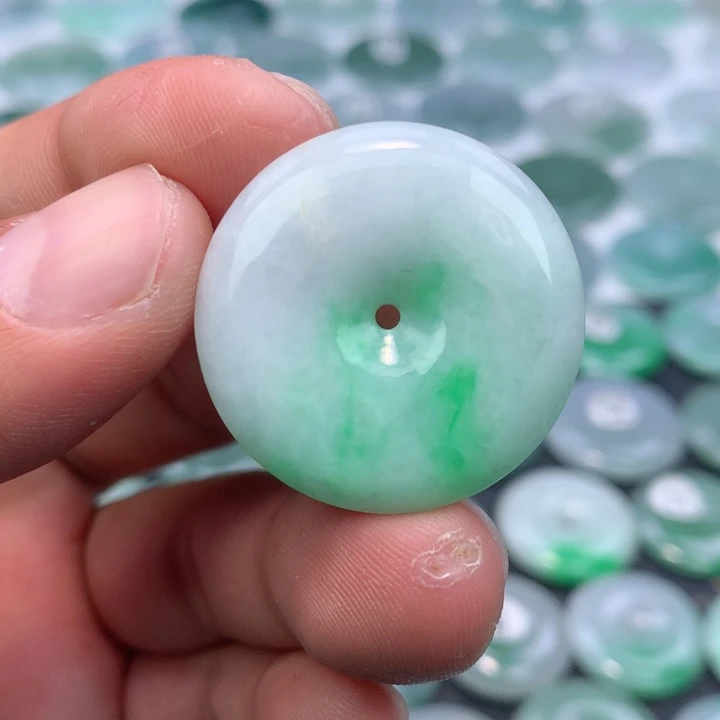 翡翠未镶嵌颈饰缅甸天然A货翡翠30-6.0