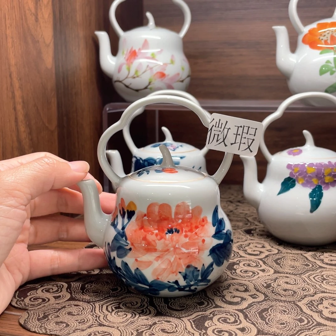 釉下手绘茶具微瑕