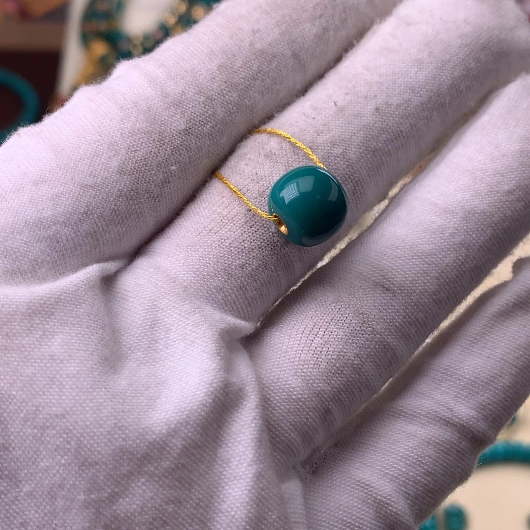 绿松石配饰未镶嵌