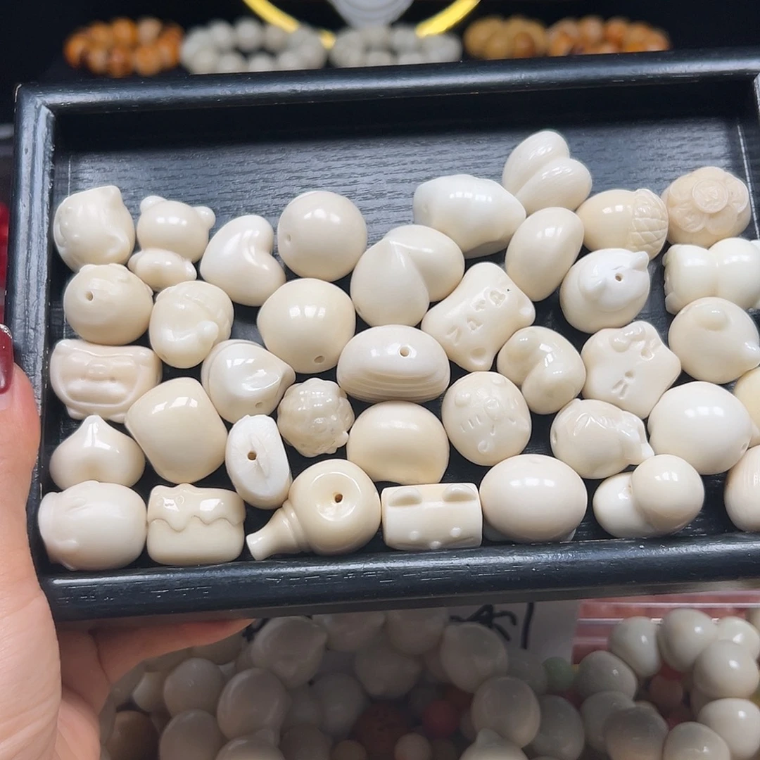 菩提根/象牙果手串瑕疵白混38颗有