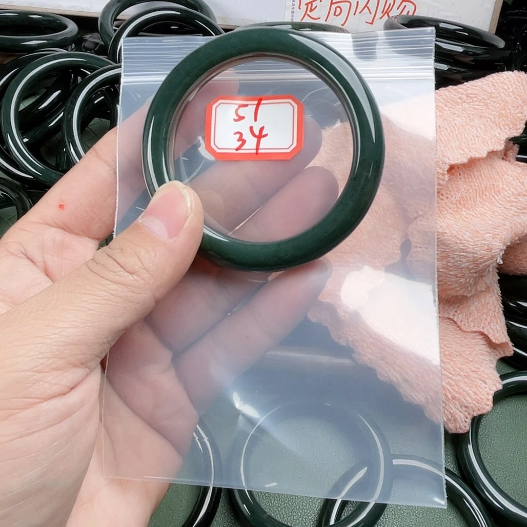 不***了和田玉未镶嵌手镯