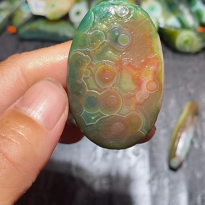 何***姐合金颈饰玛瑙/玉髓