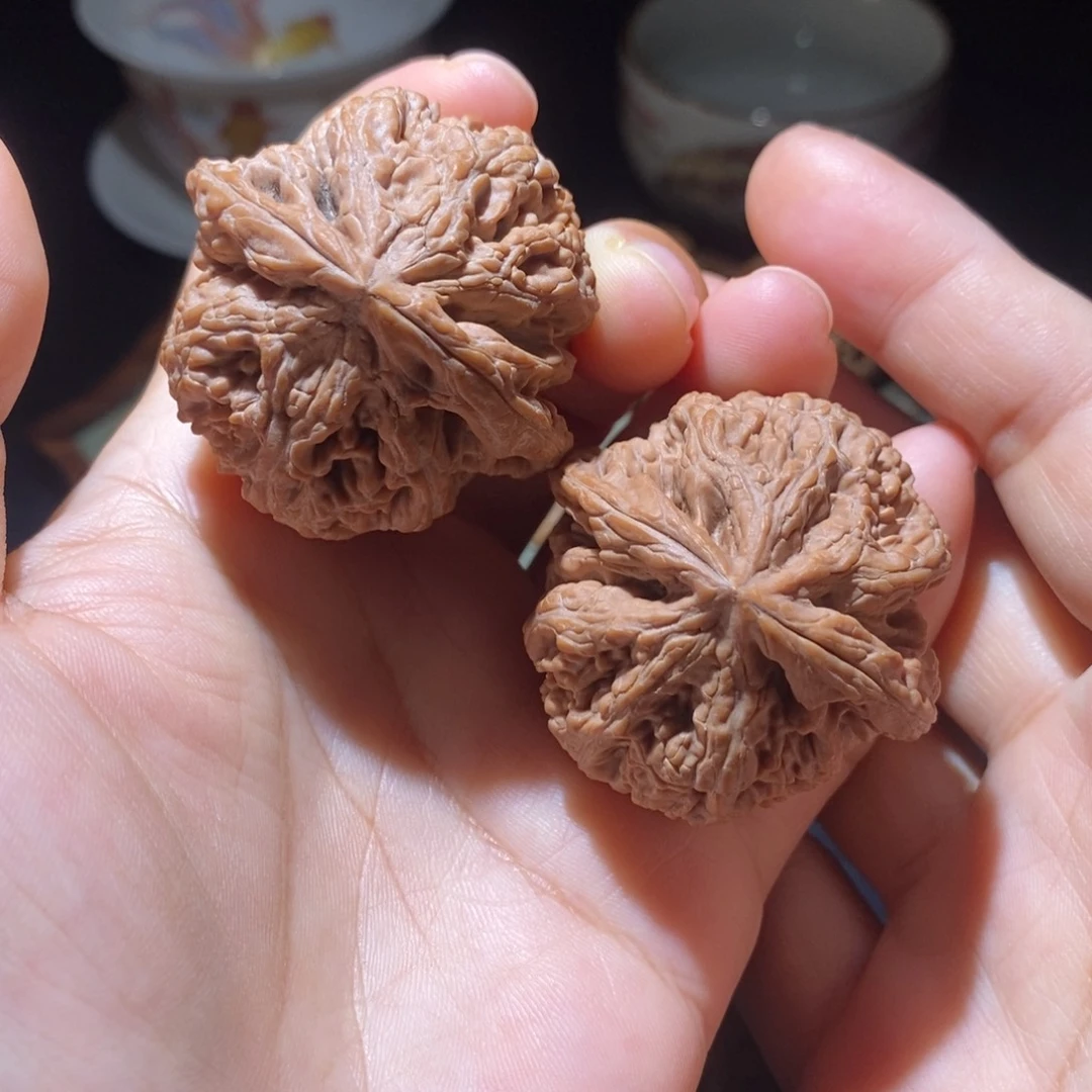 文玩核桃把件42粗筋